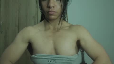 Snapshot of violet_smmithh chatting on January 9, 2025, 4:41 am Violet online show from January 9, 2025, 4:41 am