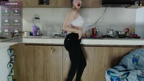 violet-sweet-23 online show from October 24, 2025, 3:36 am