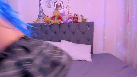 Violeta online show from April 9, 2026, 9:04 am