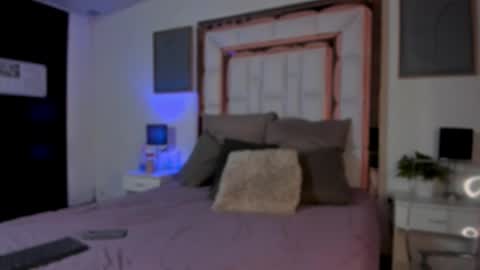 Violeta  online show from November 12, 2025, 12:05 pm