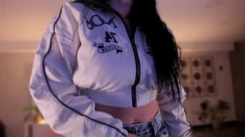 Violeta  online show from April 2, 2026, 11:19 am