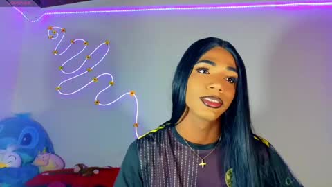 violeta_m_ online show from May 12, 2026, 4:31 am