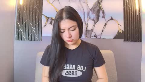 Violeta online show from December 22, 2025, 7:22 pm