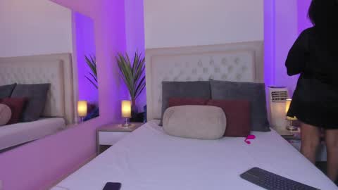 Sofi online show from April 11, 2026, 3:22 am