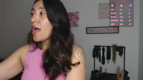 violeta_scott_ online show from June 10, 2026, 11:42 am