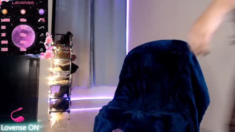 Snapshot of violetabitch chatting on January 28, 2025, 10:34 am Violetta Morningstar online show from January 28, 2025, 10:34 am