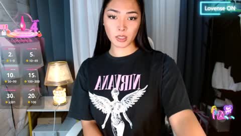 violet online show from March 25, 2026, 12:55 pm