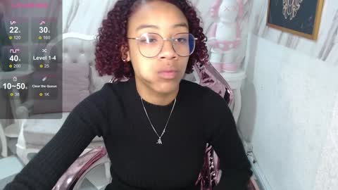 violeth_b online show from January 2, 2025, 12:35 pm