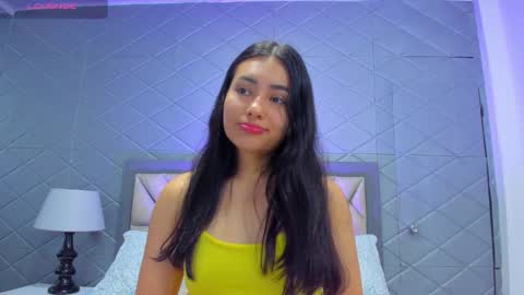 Violet Rousse online show from October 27, 2025, 2:43 pm