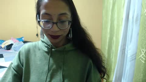 Snapshot of violetsexhot999 chatting on March 8, 2025, 5:59 am Violet777 online show from March 8, 2025, 5:59 am