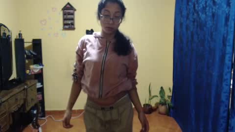 Snapshot of violetsexhot999 chatting on October 10, 2025, 2:10 am Violet777 online show from October 10, 2025, 2:10 am