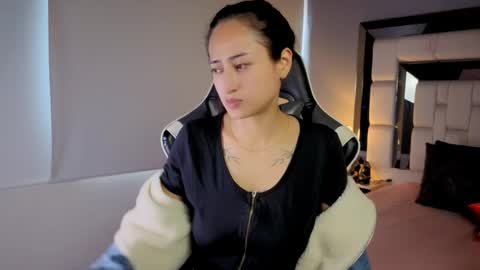 violetskinny online show from February 20, 2026, 9:04 pm