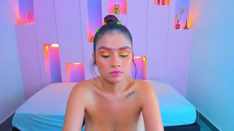 violetsmith online show from January 7, 2025, 11:14 pm