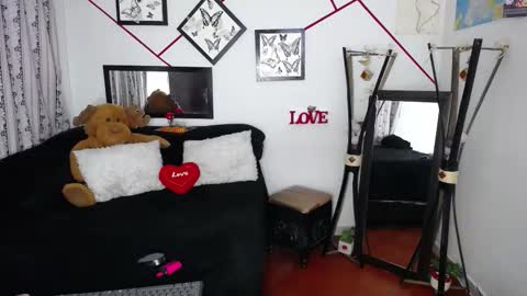 Snapshot of violetta_afrodita chatting on October 7, 2025, 12:41 am violetta_afrodita online show from October 7, 2025, 12:41 am