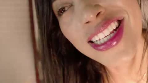Snapshot of violetta_bold chatting on July 17, 2026, 11:50 am violetta_bold online show from July 17, 2026, 11:50 am
