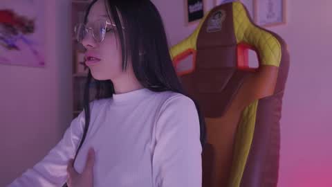 violett online show from May 21, 2026, 6:59 pm