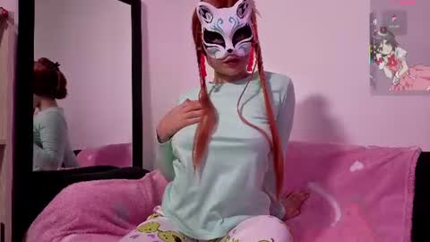 Snapshot of violettaarojass chatting on July 24, 2026, 10:35 am violettaarojass online show from July 24, 2026, 10:35 am