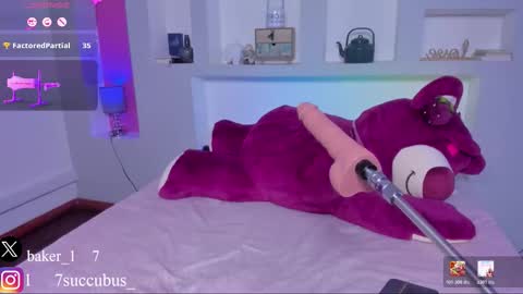 ViolettaBaker online show from January 14, 2026, 7:52 pm