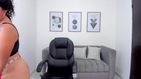 Snapshot of violettasweet_ chatting on September 20, 2025, 1:56 pm Violetta online show from September 20, 2025, 1:56 pm