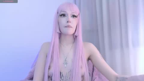 Snapshot of violettbones chatting on March 21, 2026, 6:51 am Violett online show from March 21, 2026, 6:51 am