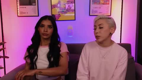 Violet online show from February 27, 2026, 1:05 am