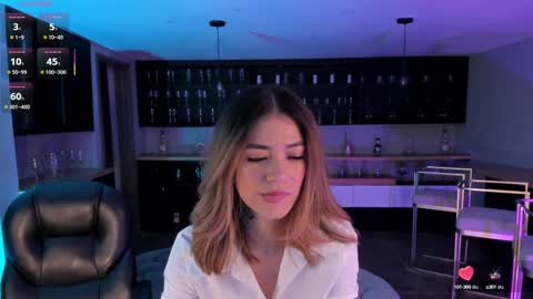 Violett  online show from March 8, 2025, 10:13 pm