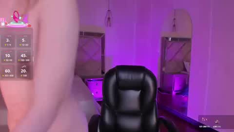 Violett  online show from September 24, 2025, 8:23 pm