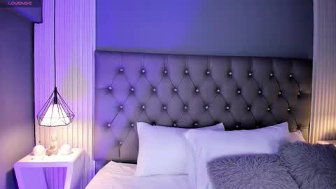 VioletthaRous online show from March 12, 2026, 10:38 pm