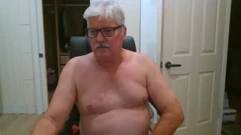 viper654321 online show from March 8, 2026, 7:23 am