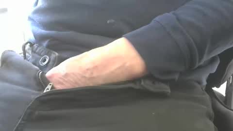 vipercopperhead88 online show from February 17, 2025, 4:37 pm