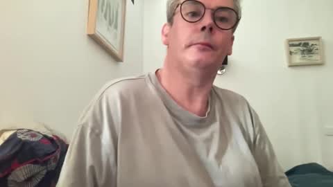 virgile073 online show from May 2, 2026, 4:23 pm