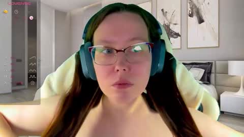 Victoria Romans online show from October 23, 2025, 8:13 am