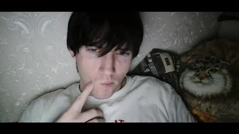 vitiligoboyy online show from November 27, 2025, 1:18 am