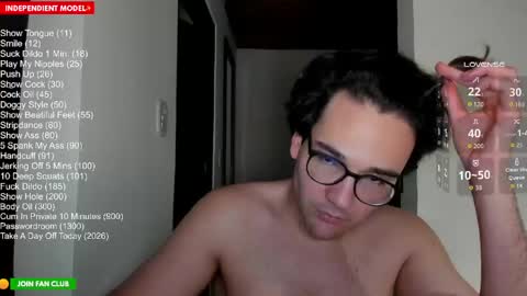 Snapshot of vito_ferrero chatting on May 16, 2026, 1:02 am Vito Ferrer online show from May 16, 2026, 1:02 am
