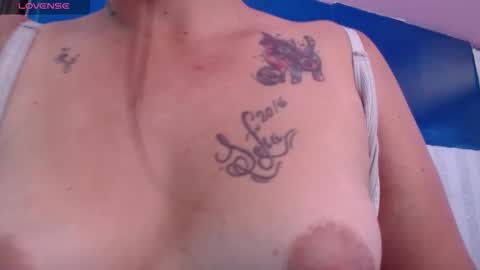 Snapshot of vitoria23_ chatting on November 27, 2025, 3:14 pm victoria 3 online show from November 27, 2025, 3:14 pm