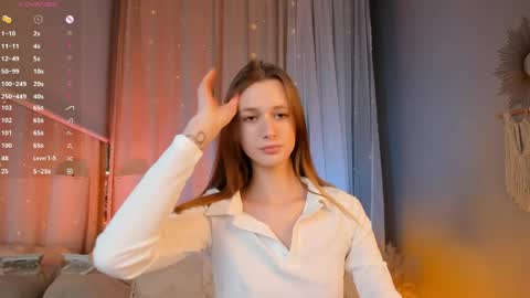 Snapshot of vivalavika chatting on April 4, 2026, 8:56 am just Vi online show from April 4, 2026, 8:56 am