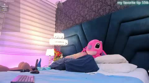 Viviana  online show from May 22, 2026, 12:18 am
