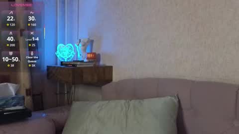 vivian_alison online show from March 24, 2026, 9:31 pm