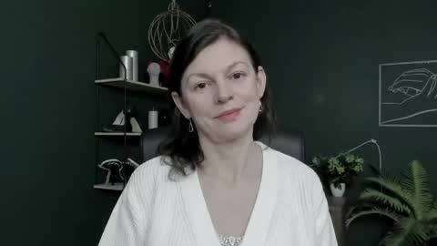 Vivian online show from March 23, 2026, 6:50 am