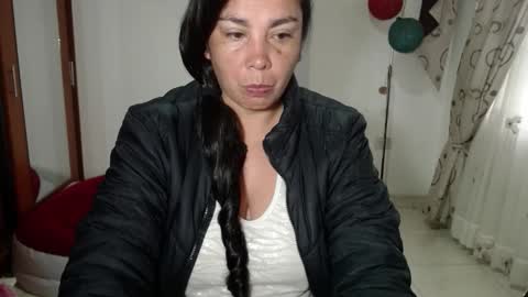 vivian_milf_paint online show from February 4, 2026, 11:49 am