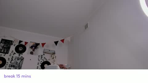 Snapshot of vivian_qwerty chatting on February 6, 2025, 7:45 am vivian_qwerty online show from February 6, 2025, 7:45 am