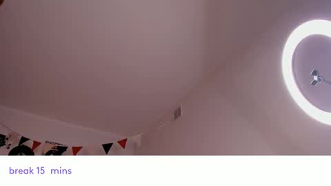 Snapshot of vivian_qwerty chatting on February 15, 2025, 7:16 am vivian_qwerty online show from February 15, 2025, 7:16 am
