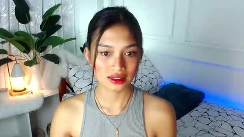 Snapshot of vivian_roberts chatting on February 3, 2025, 1:41 am Vivian online show from February 3, 2025, 1:41 am