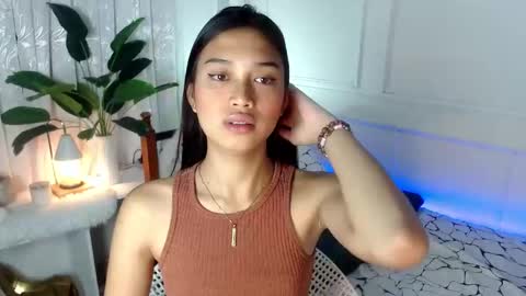 Snapshot of vivian_roberts chatting on February 4, 2025, 8:59 pm Vivian online show from February 4, 2025, 8:59 pm