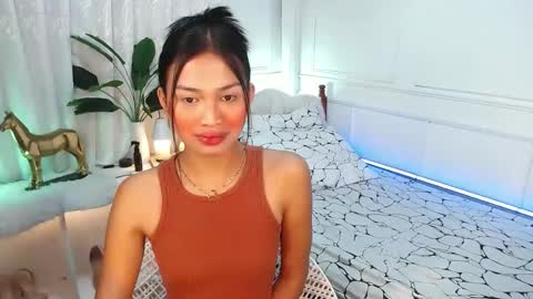 Snapshot of vivian_roberts chatting on March 10, 2025, 9:18 pm Vivian online show from March 10, 2025, 9:18 pm