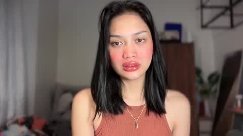 Vivian online show from March 3, 2026, 12:50 am