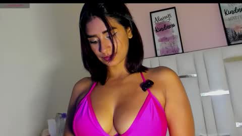 Snapshot of vivibless chatting on May 20, 2026, 10:27 pm vivi online show from May 20, 2026, 10:27 pm