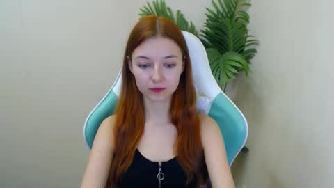 Vivien online show from January 6, 2025, 9:32 pm