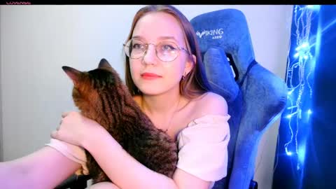 Snapshot of vivivivikkie chatting on June 4, 2026, 9:32 pm vivivivikkie online show from June 4, 2026, 9:32 pm
