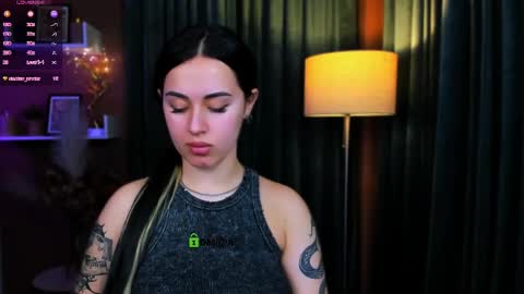vivy_star online show from May 27, 2026, 1:57 am